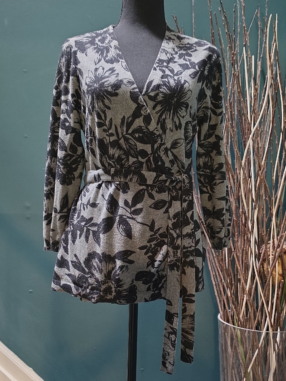 Banana Republic Black&Gray Knit Wrap Sweater